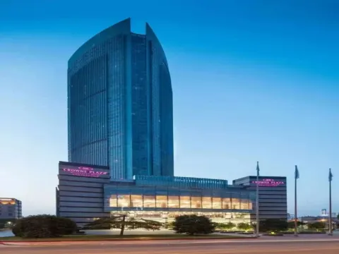 無錫城中皇冠假日酒店