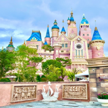 新登場 高雄+台南+阿里山+嘉義台版迪士尼城堡5天 住五星義大皇家酒店、台南(十鼓文創園區)、嘉義(阿里山、奮起湖老街)、高雄(瑞豐夜市、龍貓隧道)*減-$160憑指定中銀咭推廣碼【BOC160A3】