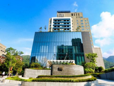 新登場 台北+宜蘭 5星級優質酒店+溫泉5天之旅 【市場罕有】嚴選宜蘭頂級溫泉酒店及台北5星級 酒店、下田拔蔥樂趣、樹懶餐廳(萌寵農場)、 沙丘鐵馬廊道觀景*減$160憑中銀推廣碼【BOC160A3】