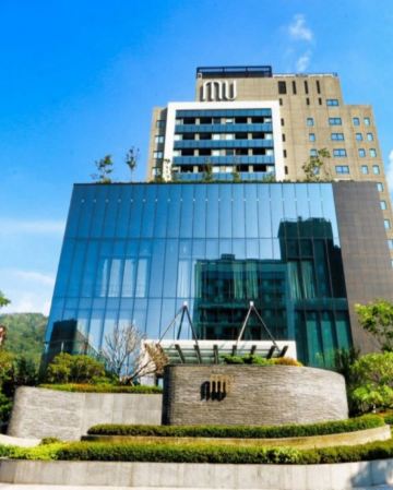 新登場 台北+宜蘭 5星級優質酒店+溫泉5天之旅 【市場罕有】嚴選宜蘭頂級溫泉酒店及台北5星級 酒店、下田拔蔥樂趣、樹懶餐廳(萌寵農場)、 沙丘鐵馬廊道觀景*減$160憑中銀推廣碼【BOC160A3】