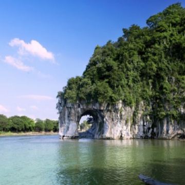 桂林、陽朔4天純玩高鐵團  興坪古鎮、山水遇農園、銀子岩、象鼻山、靖江王府、桂花公社(體驗DIY桂花糕)、車遊十里畫廊、東西巷、逍遙樓