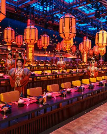 黑珍珠美饌、宮廷晚宴、奢華酒店北京5天豪華團  【黑珍珠一鑽餐廳~揚州宴、沉浸式古裝宮廷盛宴~中華一品宴(首排位置)、全程4晚麗思卡爾頓或四季酒店】 