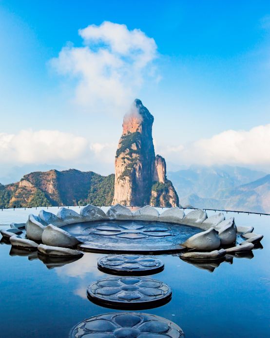 【壯觀天下無🌊錢塘江大潮、狀元中秋宴🌕】6天團 上海、寧波(雪竇寺彌勒大佛)、仙居(神仙居景區)、杭州(西湖、南潯古鎮)、海寧(觀潮勝地公園)、湖州(太湖龍之夢(《醉美太湖》、鐵花秀+煙花)