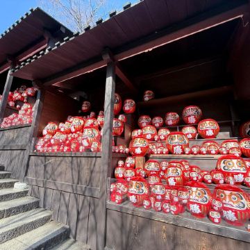 大阪、京都、奈良、和歌山 美景玩樂5天之旅【尊享香港航空貴賓室】全程膳食包足12餐，和式地道美食。「世界文化遺產」金閣寺、八坂神社、祇園花見小路、「世界文化遺產」奈良東大寺、神鹿公園