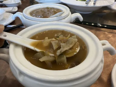 紅燒海參魚皮(位上)