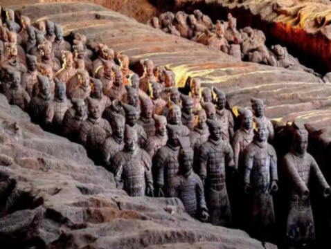 古都探秘·華彩長安 西安深度文化6天純玩直航團  秦始皇兵馬俑、秦始皇陵銅車馬博物館、大明宮國家遺址公園、白鹿原影視城、觀看實景演出《二虎守長安》、袁家村關中民俗體驗地、小雁塔、西安博物院