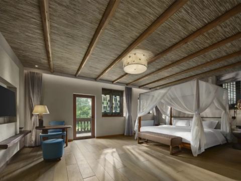 烏江寨竹瀾水寨 陽台大床房