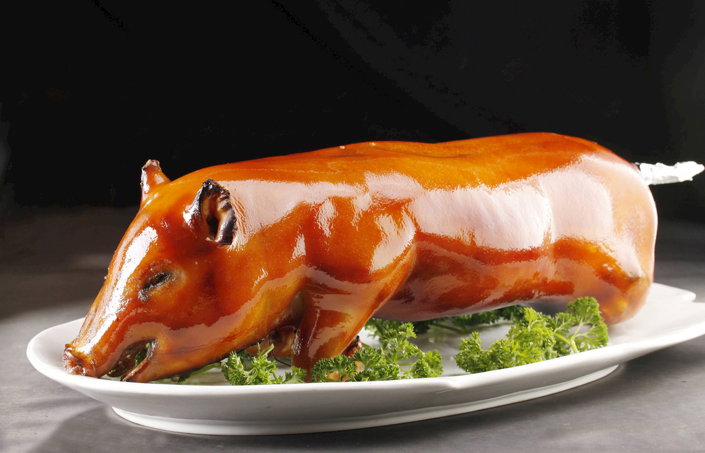 脆皮金豬全體宴