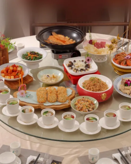 廣州+佛山2天團·「美饌盛宴」【古法傳承雙翅宴~(位上)菜膽雲吞翅+沙窩紅燒龍躉翅】【位上黑松露鮑魚扣花膠宴】