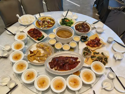 (位上)養顏南瓜西米燕窩+陳皮古法燒鵝宴