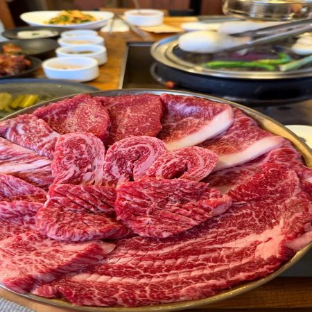釜山6天團·地道韓食之旅《 10月份起出發適用 》Club D Oasis主題汗蒸幕/Haeundae Blueline Park 海岸列車/打卡咖啡店 Waveon Coffee/時令果園/冬日士多啤梨