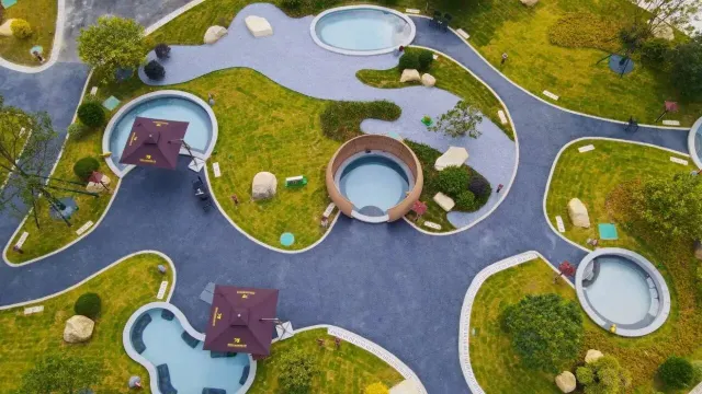 新興翔順金水台温泉小鎮