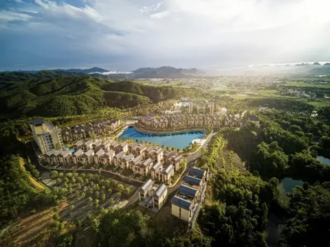 韶關翁源龍泰翁山源溫泉城