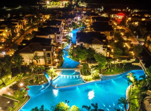 新興悅天下溫泉酒店