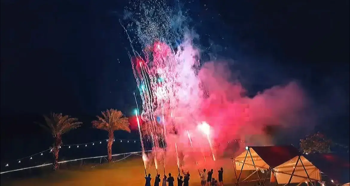 江畔燈海煙花SHOW+篝火孔明燈祈福