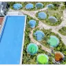 韶關2天團·《小童$1團費+服務費半價》韶關新盟温德姆花園酒店(私家温泉泡池露台客房)(每天首團首10位成人報名，可提升入住一房一廳獨立泡池露台大床套房)【酒店自助晚餐】【五指毛桃焗雞】【馳名龍門鬍鬚雞宴】