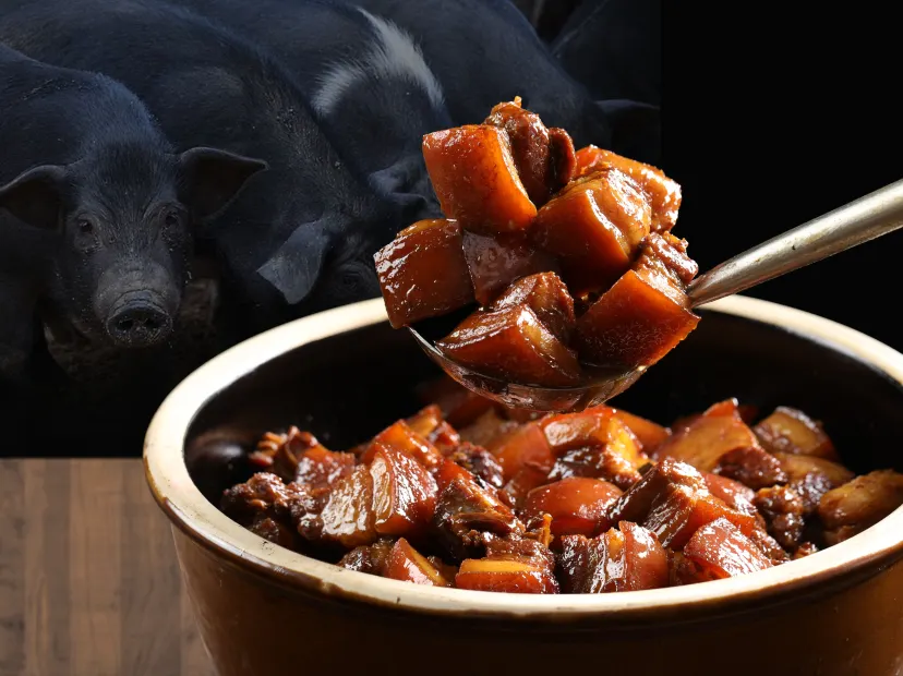招牌瓦缸紅燜肉 