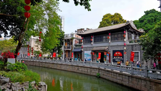 荔枝灣湧