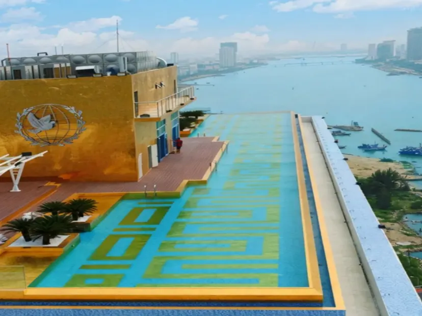Wyndham Danang Golden Bay