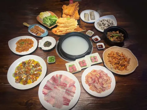 鮮香嫩滑順德毋米粥底打邊爐