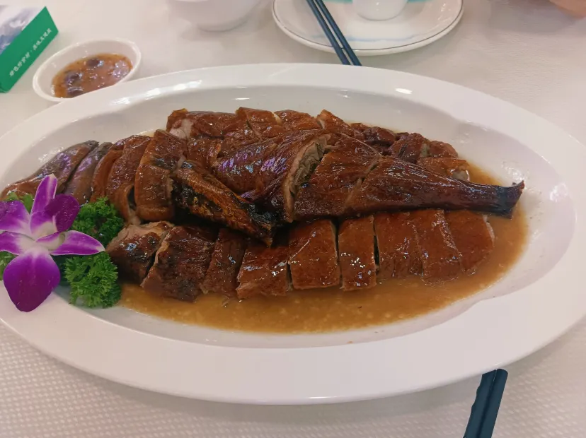 中山特色鳳梨宴~(位上)神灣鳳梨鮑魚炒飯+古法荔枝柴燒鵝