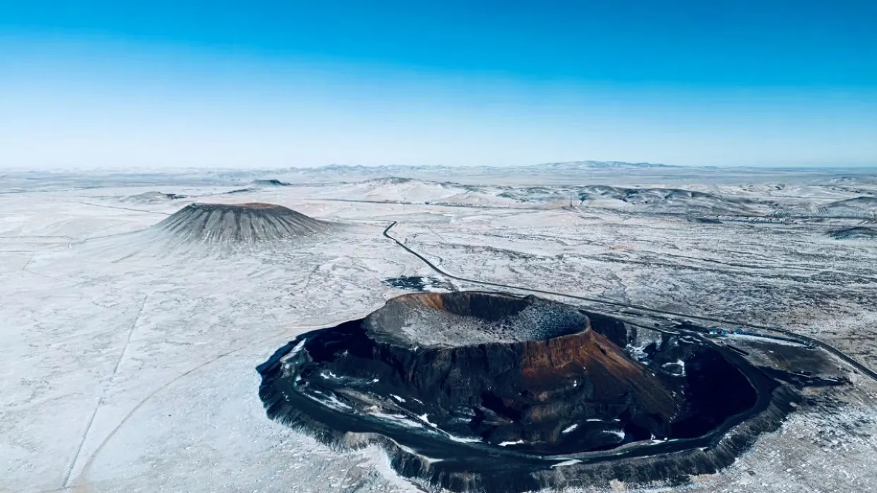 烏蘭哈達火山