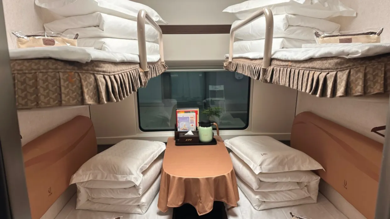 高鐵臥鋪列車復興號