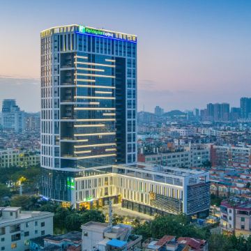 佛山+廣州2天團·香格里拉酒店享用早餐+大灣區漫遊攻略~國家3A級「十八羅漢山國家森林公園」品嚐【𠮩𠹌私房菜宴】