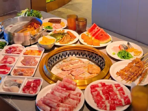 江門+中山2天團·《中山三大任食》【任食海鮮自助餐+鐵板燒烤肉】【任食紅燒石岐鴿宴】 【藥膳胡椒豬肚雞+任食脆肉鯇宴】