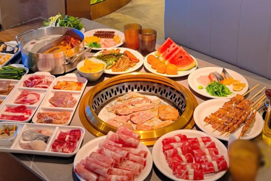江門+中山2天團·《中山三大任食》【任食海鮮自助餐+鐵板燒烤肉】【任食紅燒石岐鴿宴】 【藥膳胡椒豬肚雞+任食脆肉鯇宴】
