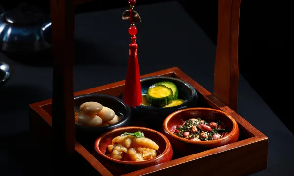 探秀TSHOW宮廷盛宴餐前小食