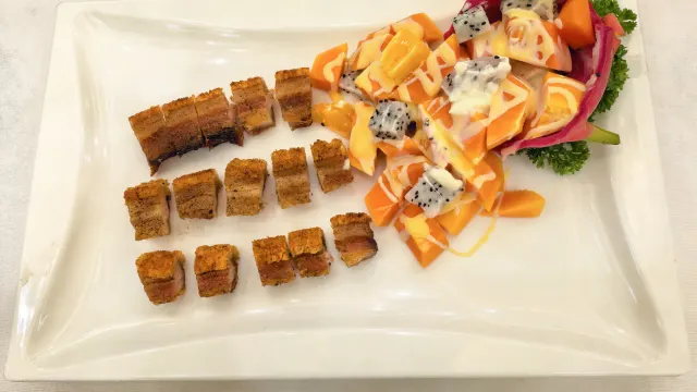 (位上)青龍躍四海·龍騰盛+(位上)金湯珍饈火腿燴花膠宴