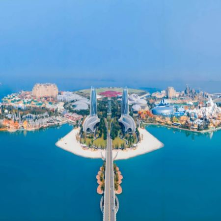 三亞+海口+儋州5天團·海花島、鳳凰嶺海誓山盟景區、呀諾達、威士忌博物館、西海岸假日海灘觀海台、騎樓老街、東坡書院、天涯海角、大小洞天、清水灣風景區
