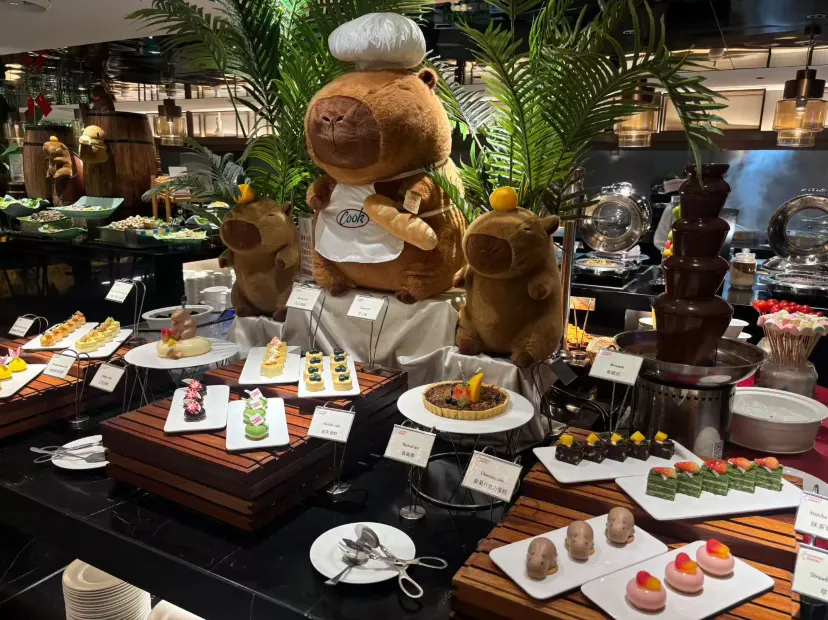 酒店自助晚餐