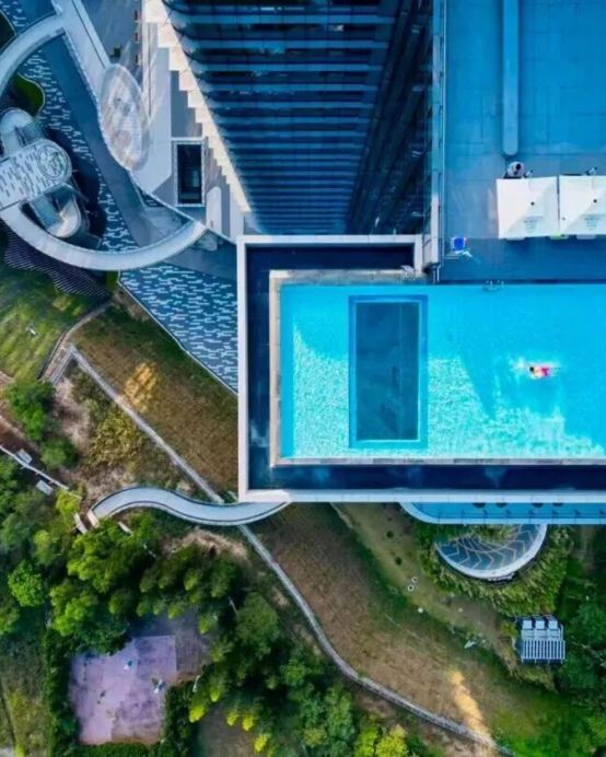 珠海2天團·保證入住2025年全新開業·洲際集團旗下高奢品牌~珠海香洲英迪格酒店(打卡天際懸空泳池)