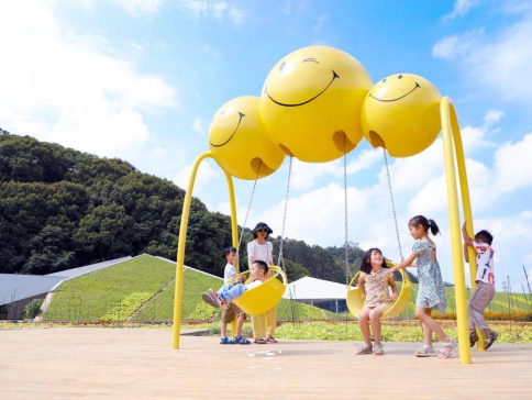 廣州+清遠+佛山3天團·童話世界~世外桃源「天人山水大地藝術園」「融創國際大馬戲~奇幻祕境」穿越西關~夢回嶺南「嶺南印象園」