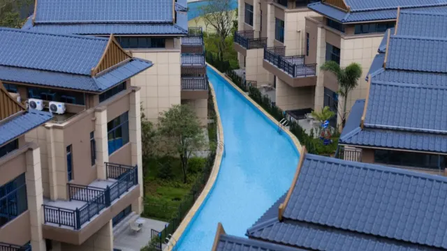 韶關翁源龍泰翁山源温泉城