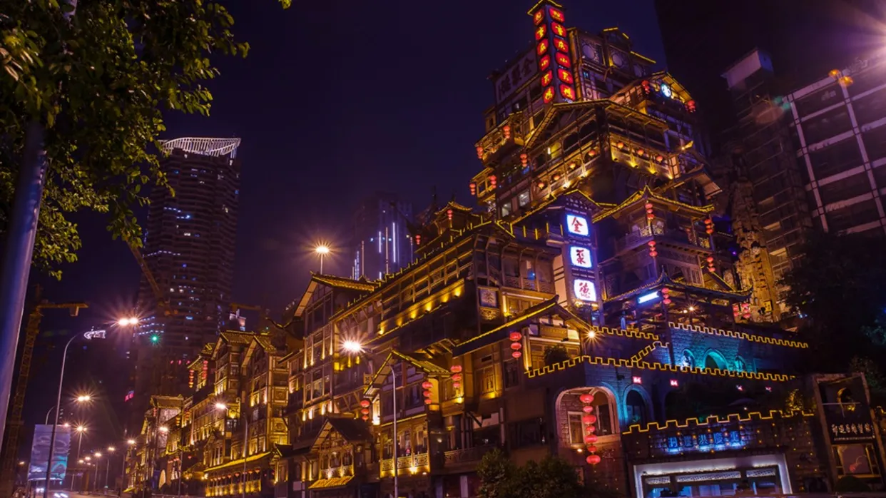洪崖洞吊腳樓夜景