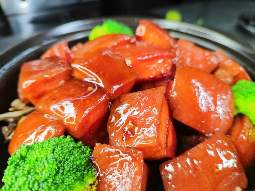 客家紅炆豬肉
