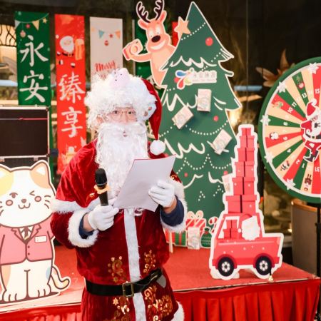 北京+古北水鎮5天團·【聖誕限定🎄】古北水鎮(欣賞夜景+水舞秀+千年鐵花秀+溫泉)、日遊慕田峪長城、提燈夜遊司馬台長城(包纜車往返)、故宮、天壇公園、頤和園、張裕愛斐堡酒莊、前門大街【限定出發:12月22-25日】