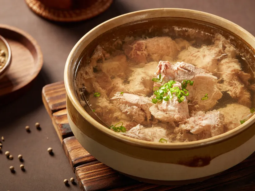招牌鄉村豬肉湯