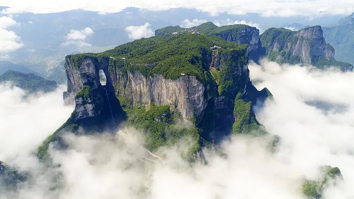 天門山