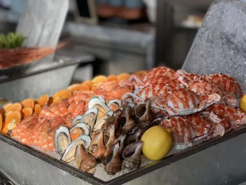 酒店海鮮自助餐