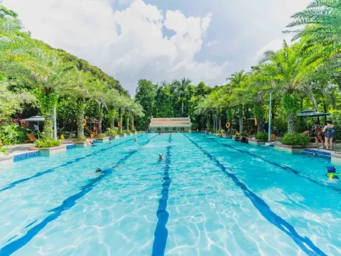 龍門南昆山雲頂溫泉威士忌酒店