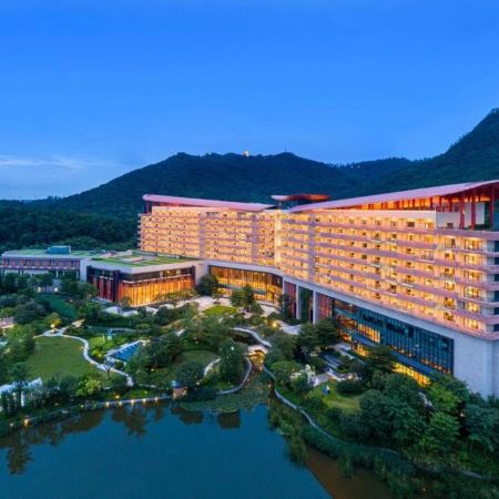 江門+中山2天團·羅湖香格里拉酒店享用早餐+國際品牌~江門鶴山方圓福朋喜來登酒店(每天首團首6位成人報名可提升入住獨立陽台泡池房)+【陳年花雕熟醉冰鎮鮑魚宴】【(位上)人參燉花膠+石岐乳鴿宴】