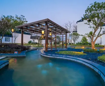 梅州興寧玖崇湖鳳頤温泉酒店