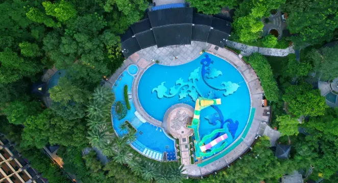 龍門地派温泉度假村