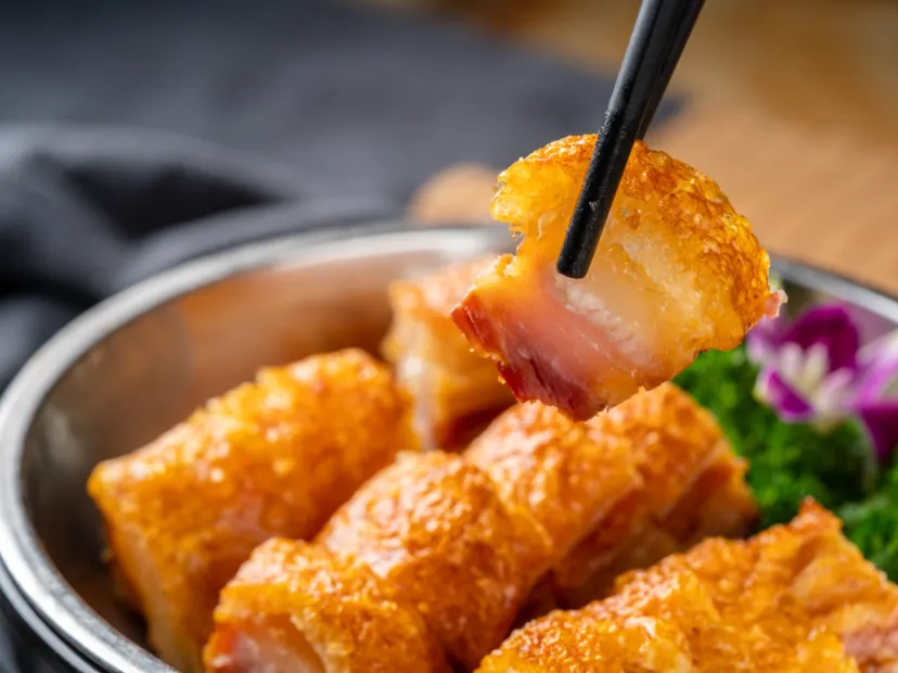 古法窯灶土窯豬