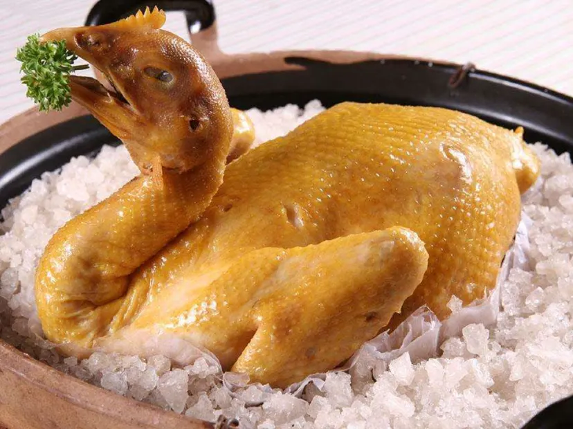 金牌客家鹽焗雞 