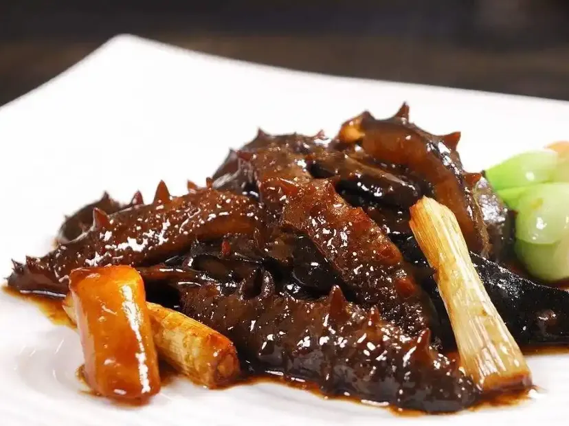 位上濃湯清燉翅+秘製蔥燒海蔘宴